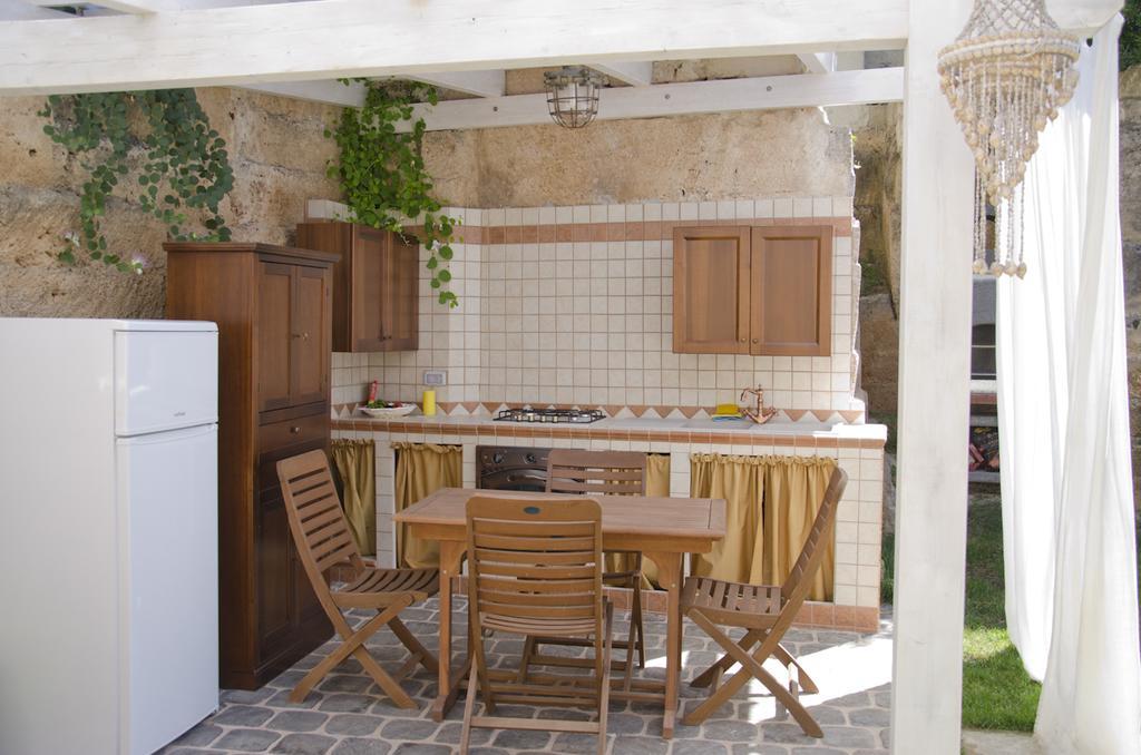 Fuori Rotta Holiday Home Maruggio Exterior photo